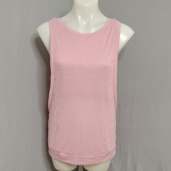 color thread Tops - Light Pink Tank Top with Wide Straps and Relaxed Fit